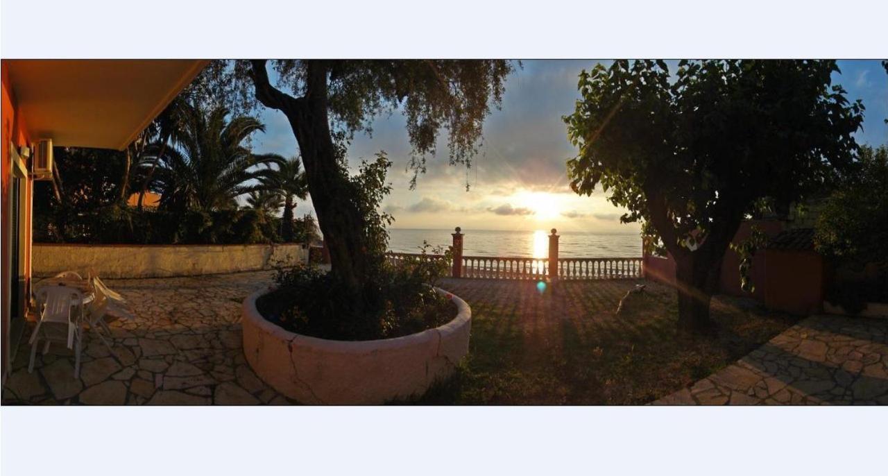 Apartments Corfu Sun Sea Side Benitses  Buitenkant foto